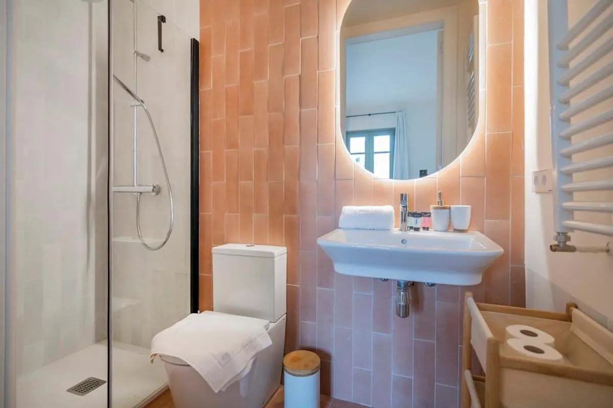 Amazing 5 Bedrooms 5 Bathrooms By Plaza Catalunya Barcelona Apartmán
