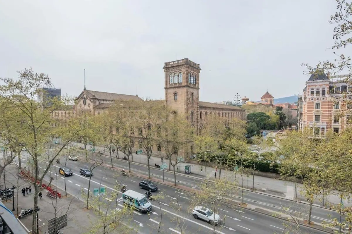 Amazing 5 Bedrooms 5 Bathrooms By Plaza Catalunya Barcelona Apartmán